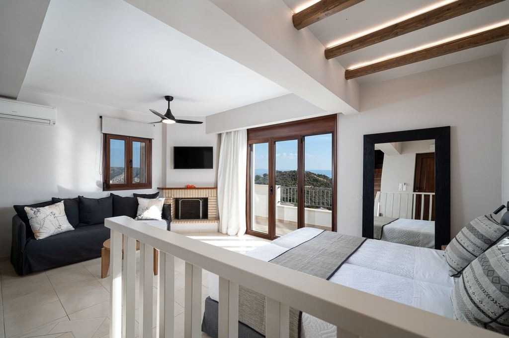 rooms-maisonette-balcony