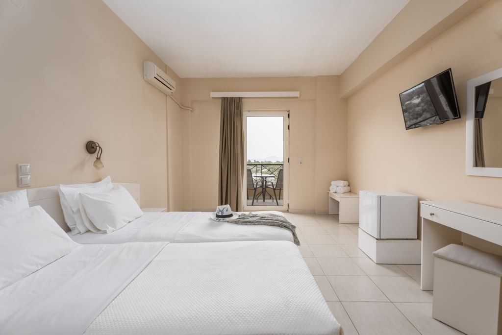 rooms-single-room-sea-view