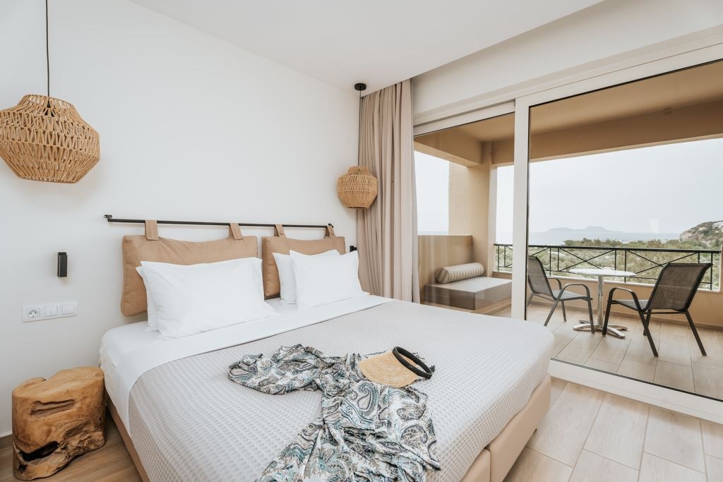 rooms-suite-junior-sea-view