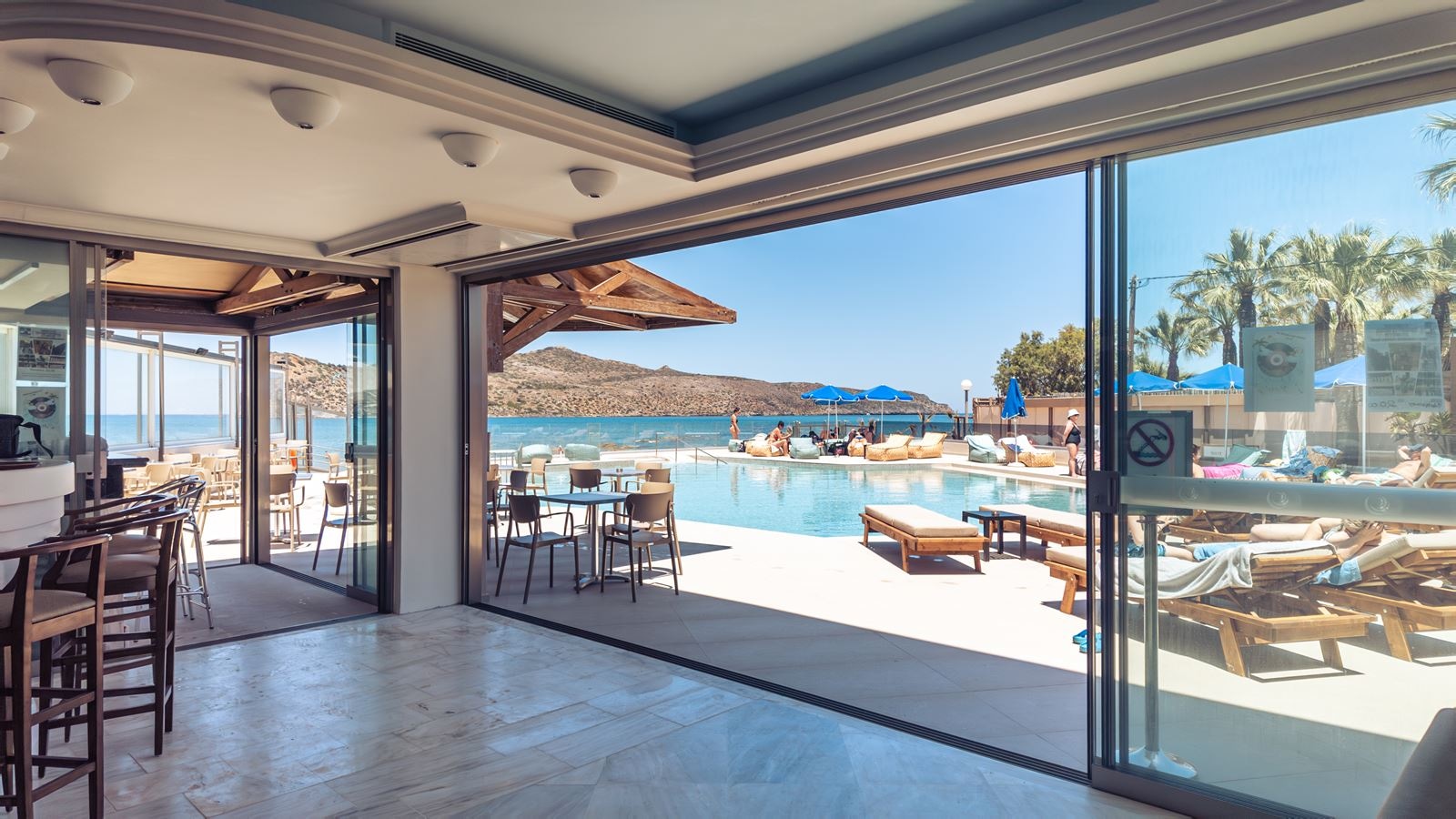 MARVIDA HOTEL CHRISPY BEACH - Eiland Pool Bar