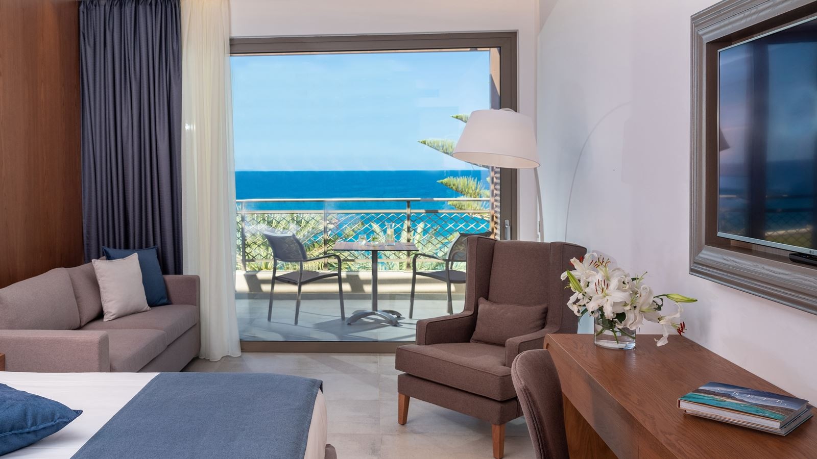 rooms-signature-bungalow-sea-front