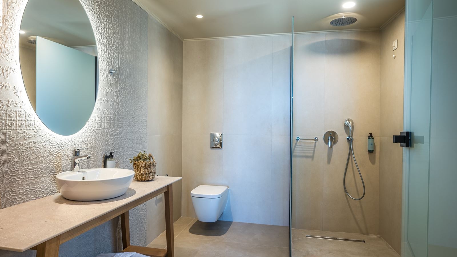 rooms-room-double-balcony-or-terrace