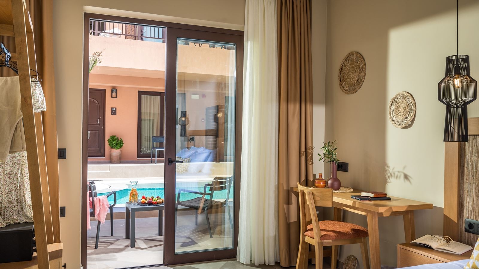 rooms-room-comfort-double-balcony-or-terrace