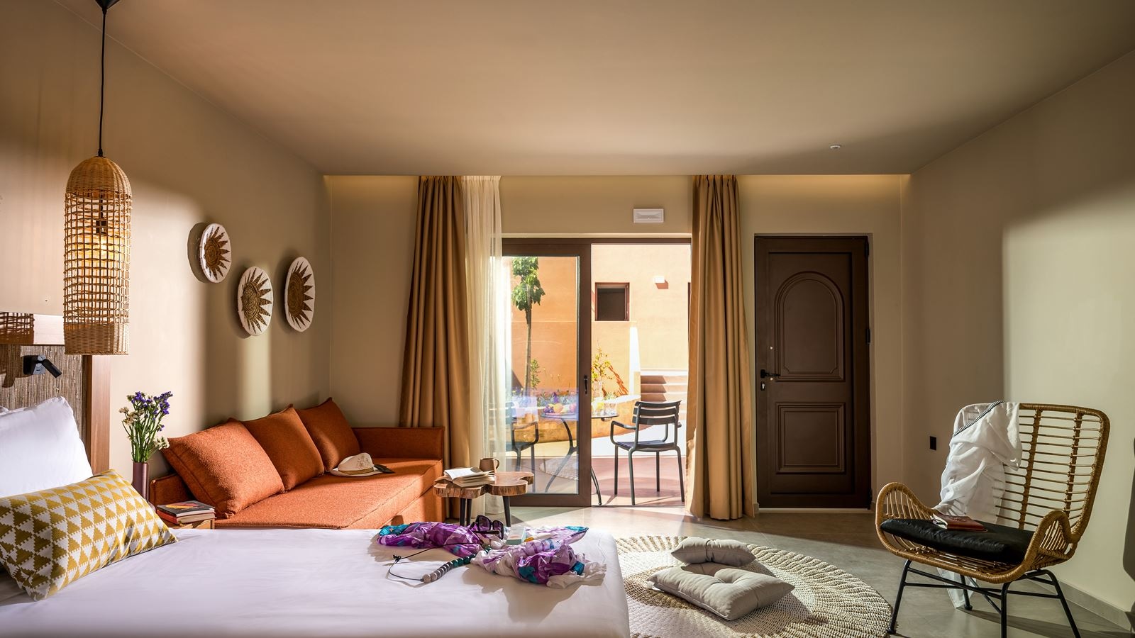 rooms-room-superior-balcony-or-terrace