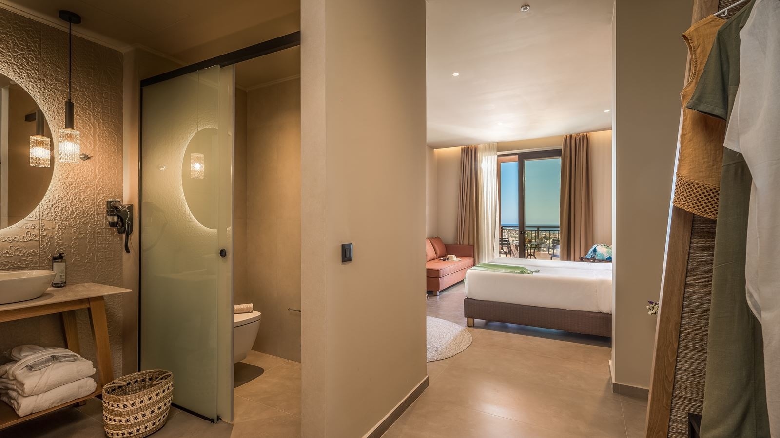 rooms-1-bedroom-suite--balcony-or-terrace-