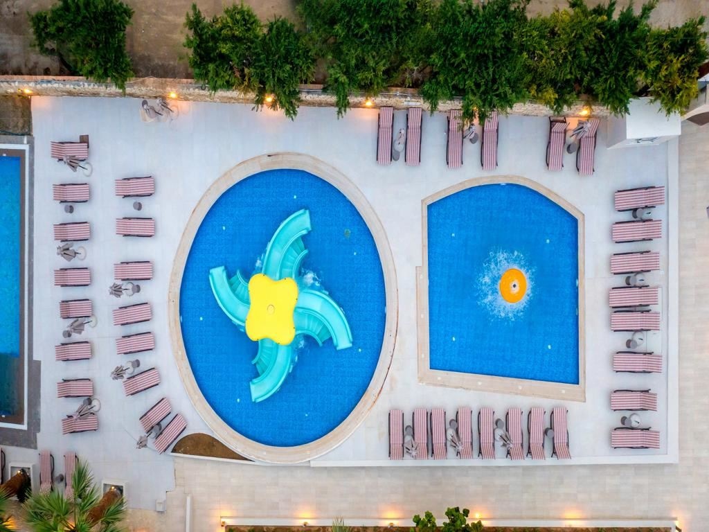 pools-outdoor-childrens-pool