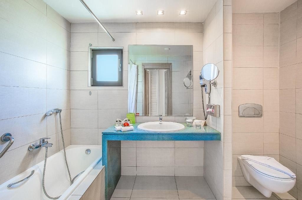 rooms-room-family-1-bedroom