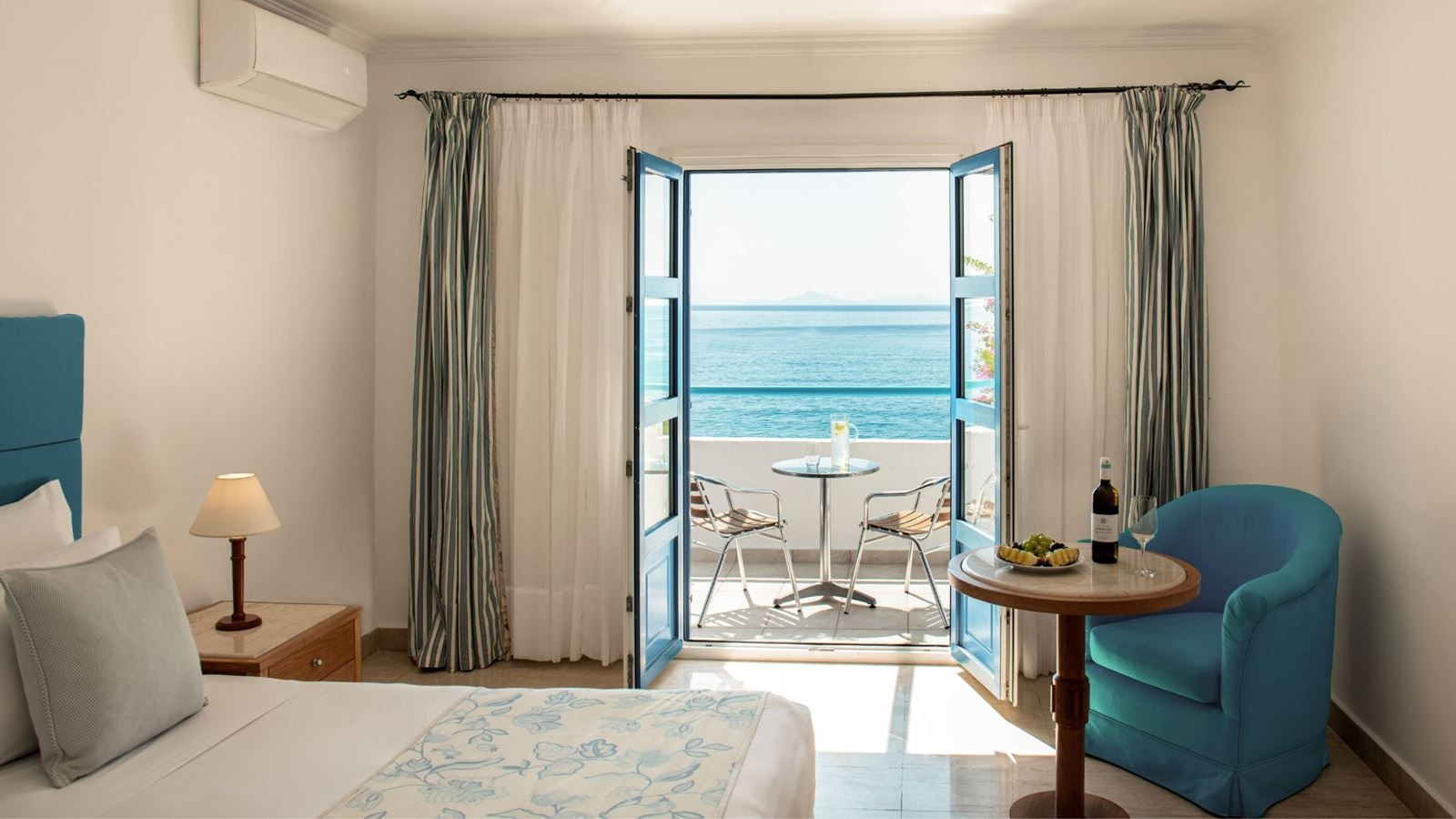 rooms-bungalow-sea-view