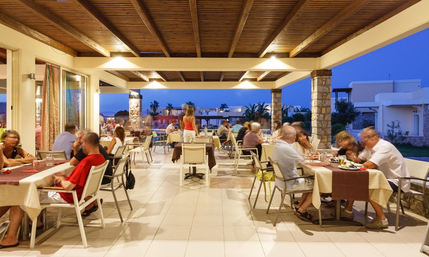 restaurants-ambrosia-main-restaurant