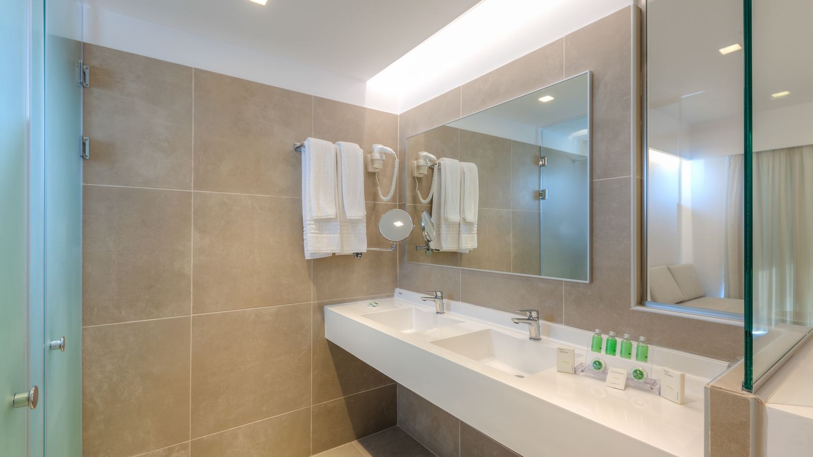 rooms-premium-bungalow-seafront