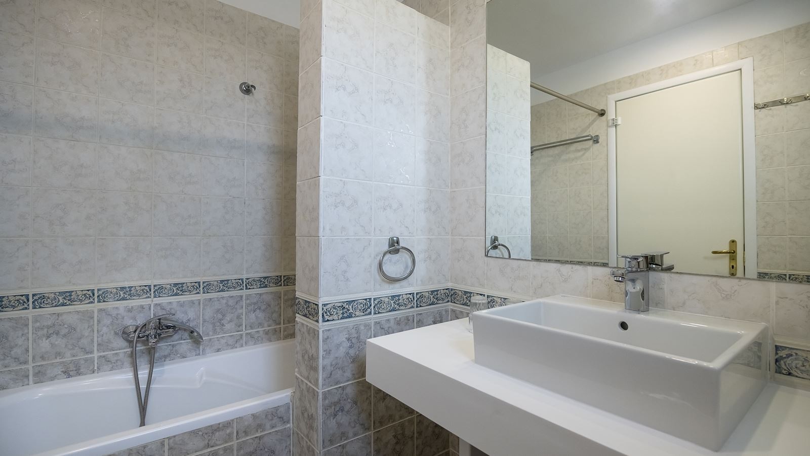 rooms-double-room-garden-or-pool-view-with-balcony-or-terrace