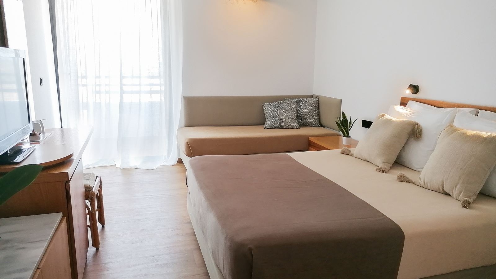 rooms-casa-room-side-sea-view