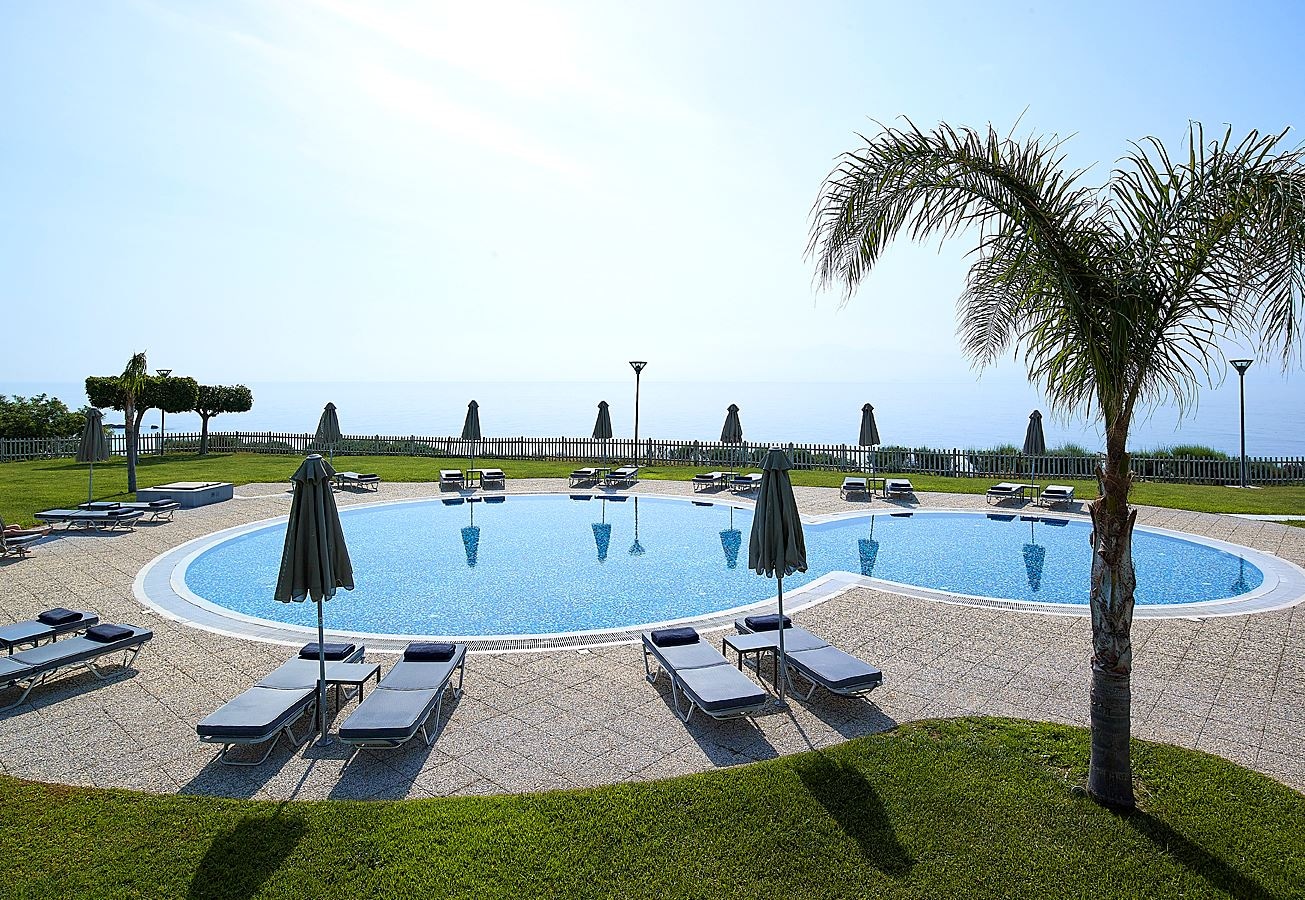 pools-outdoor-childrens-pool