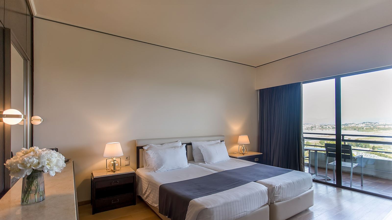 rooms-superior-twin-lake-view