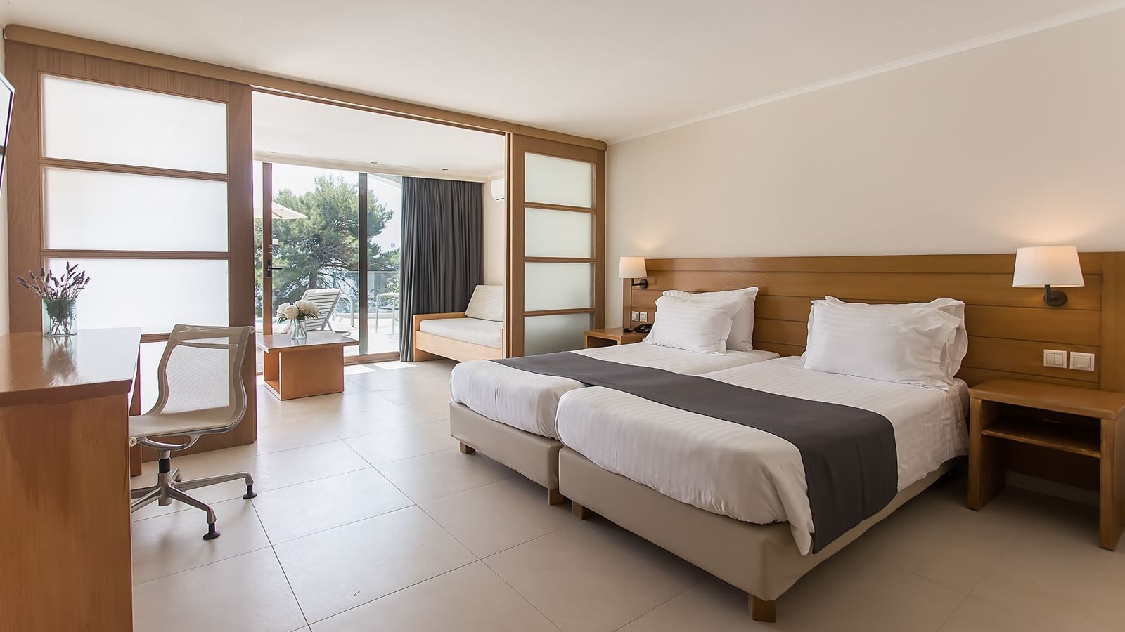 rooms-superior-bungalow-sea-view-with-sharing-pool