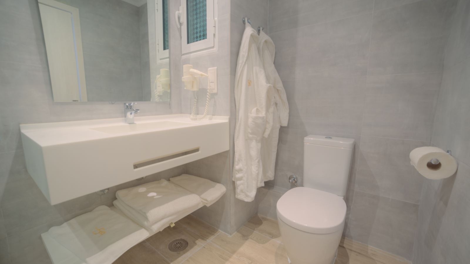 rooms-double-mountain-view