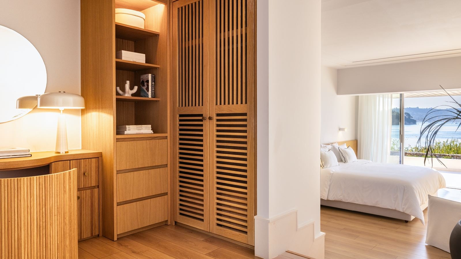 rooms-2bedroom-villa-waterfront-private-pool