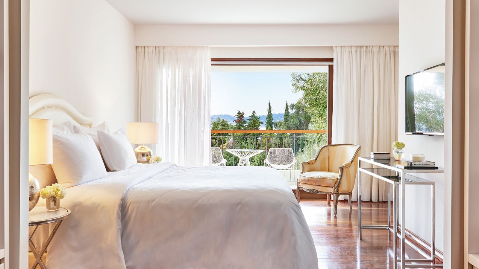 rooms-3bedroom-beachfront-villa-private-pool