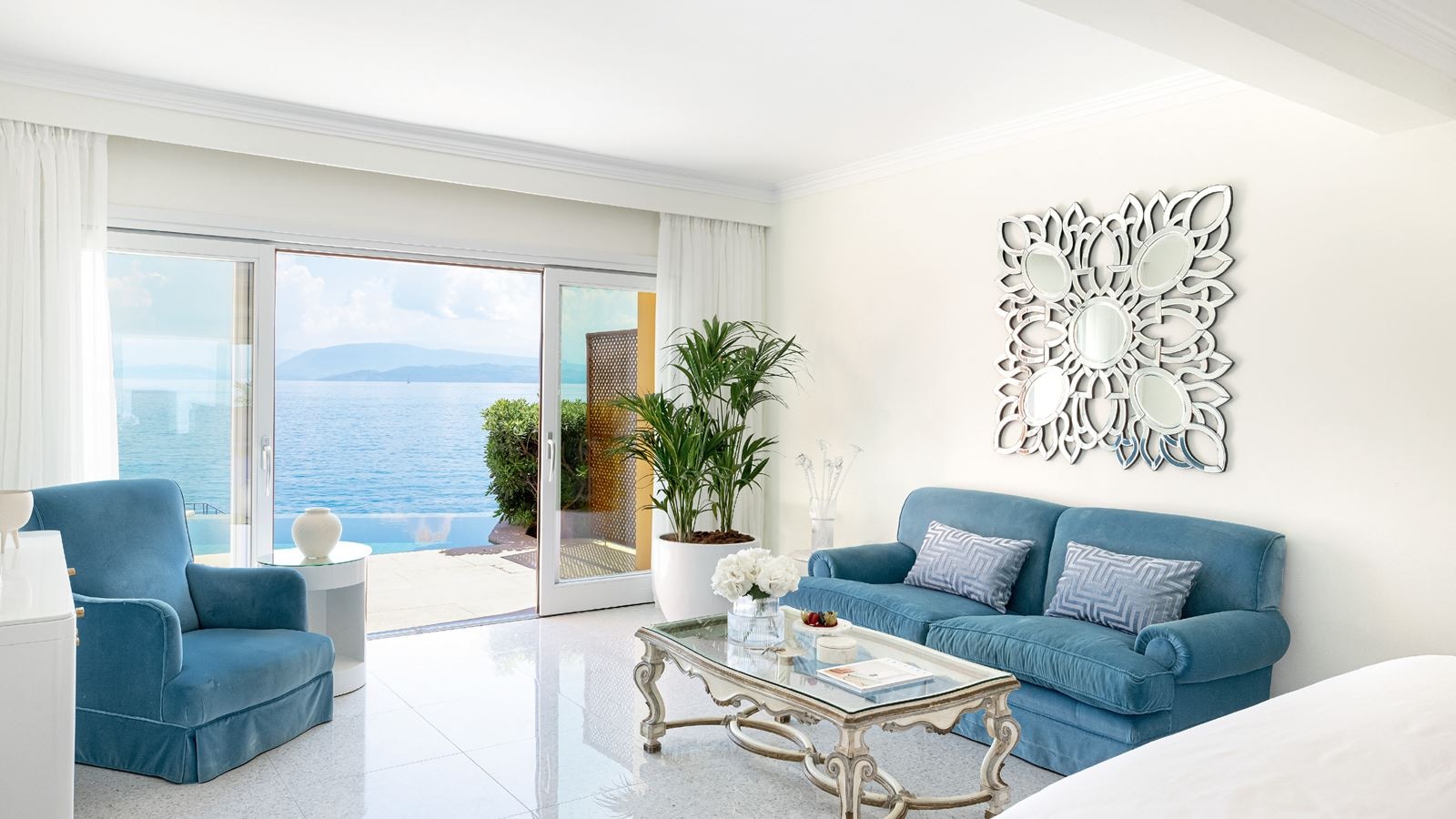 rooms-palazzo-odyssia-private-pool-on-the-rocs-4-bedroom