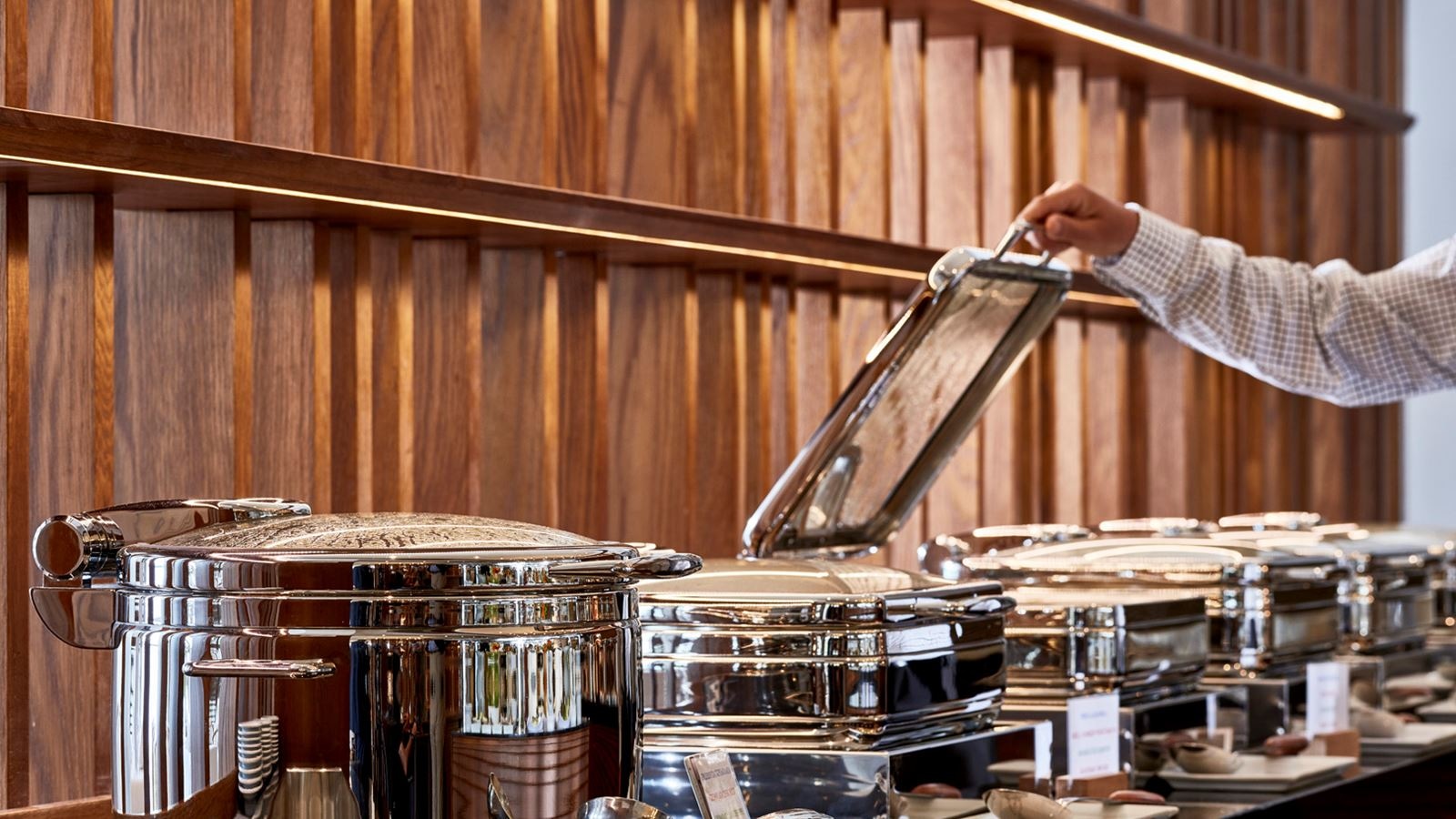 restaurants-horizon-mediterranean-buffet