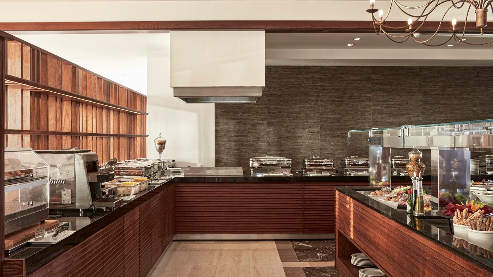 restaurants-horizon-mediterranean-buffet