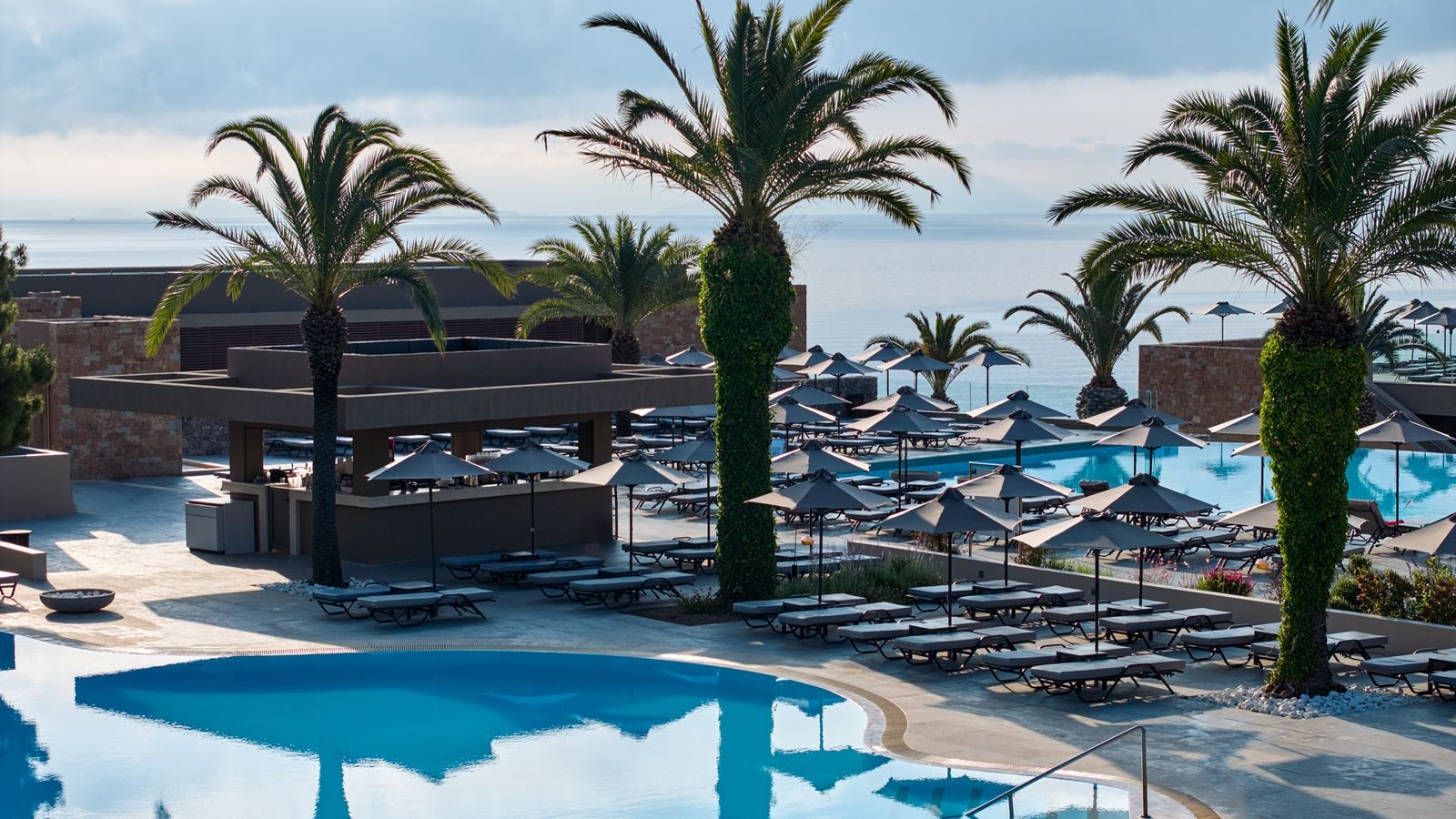 bars-cascade-pool-bat