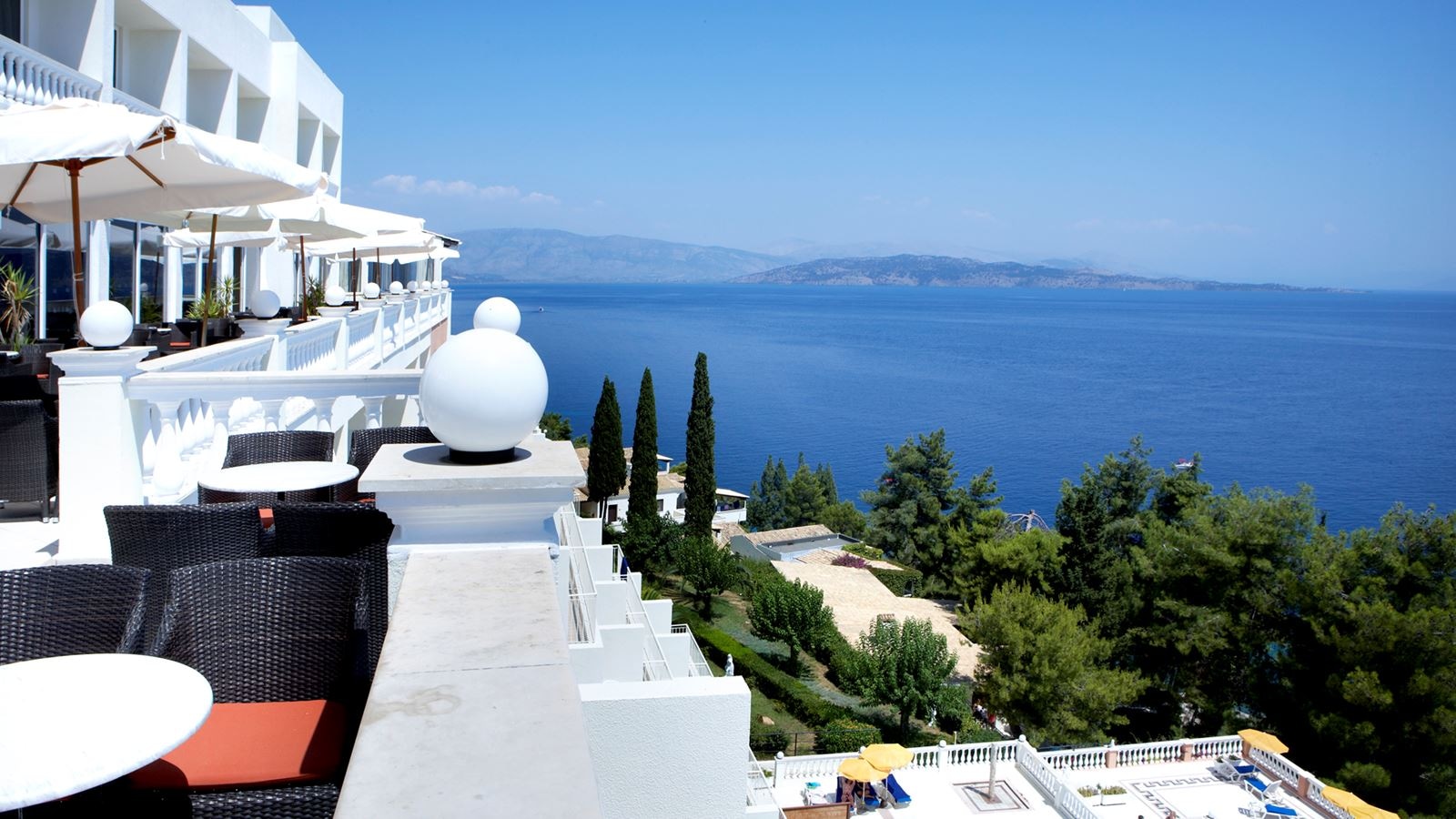 bars-poseidon-main-bar