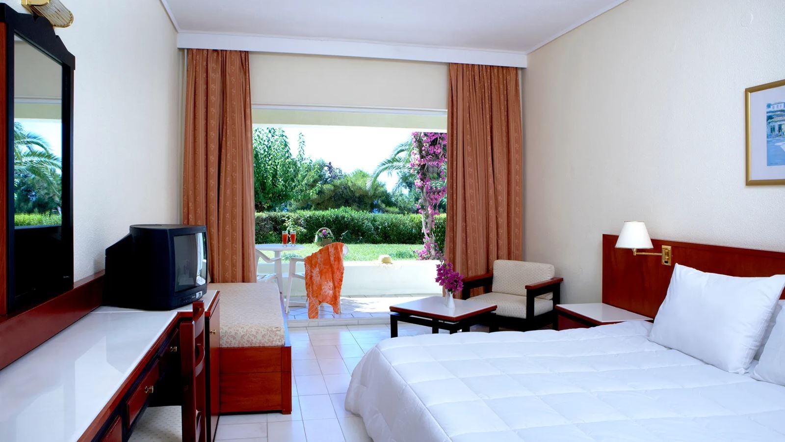 rooms-double-room-main-building-garden-view