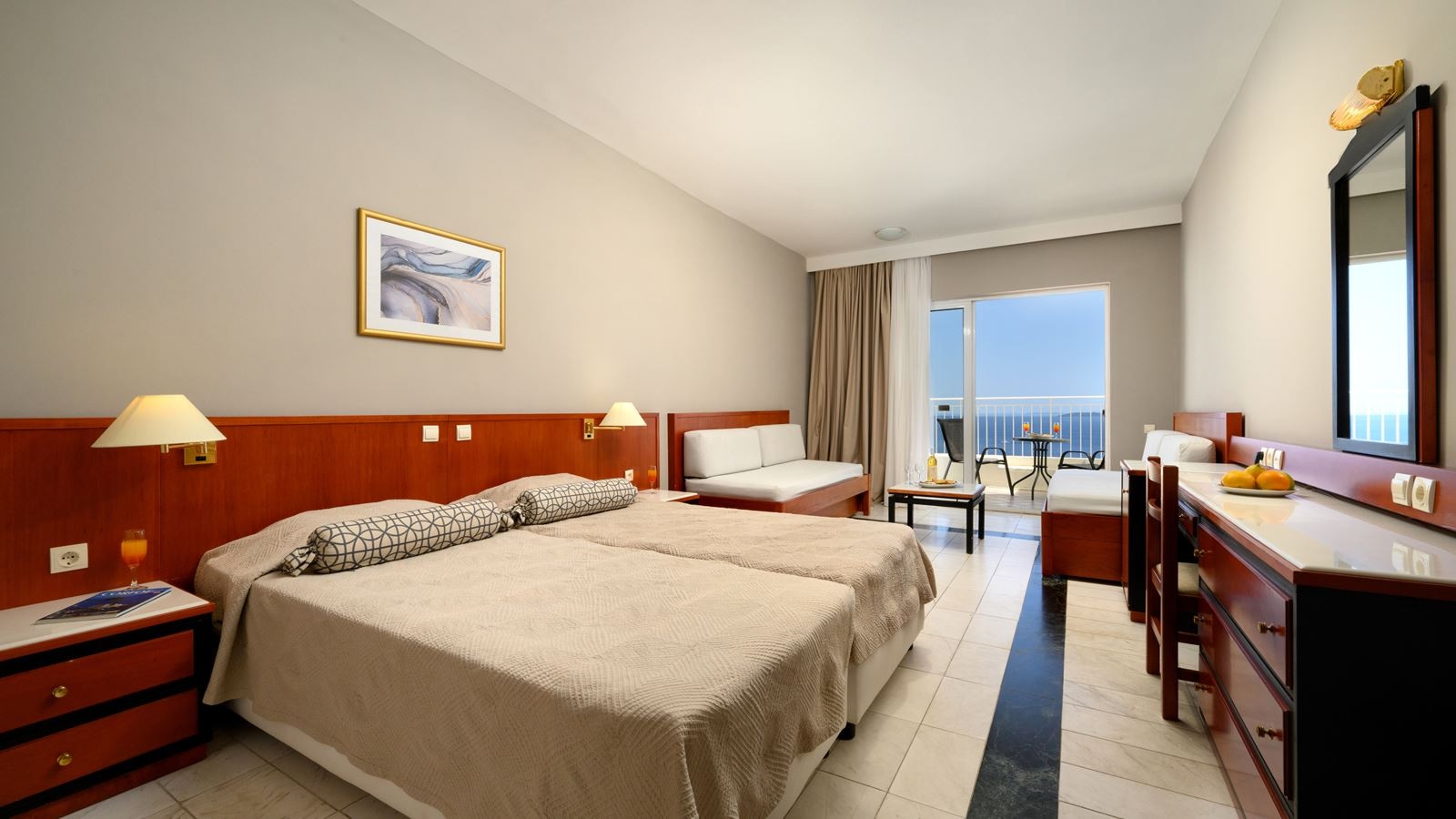 rooms-family-room-main-building-sea-view