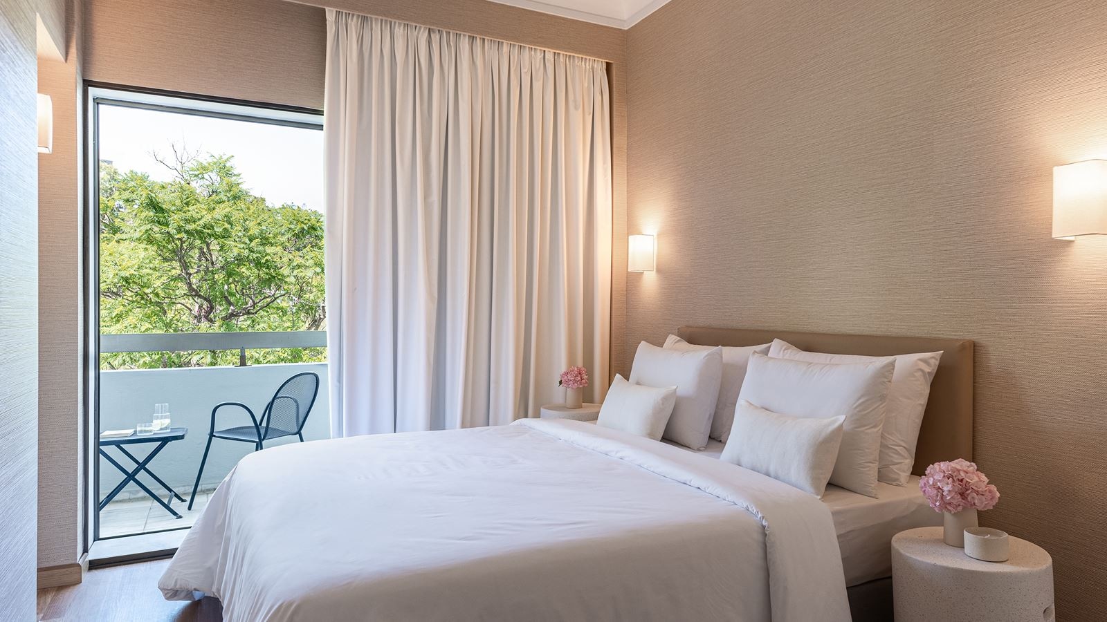 rooms-superior-family-apartment-inland-view