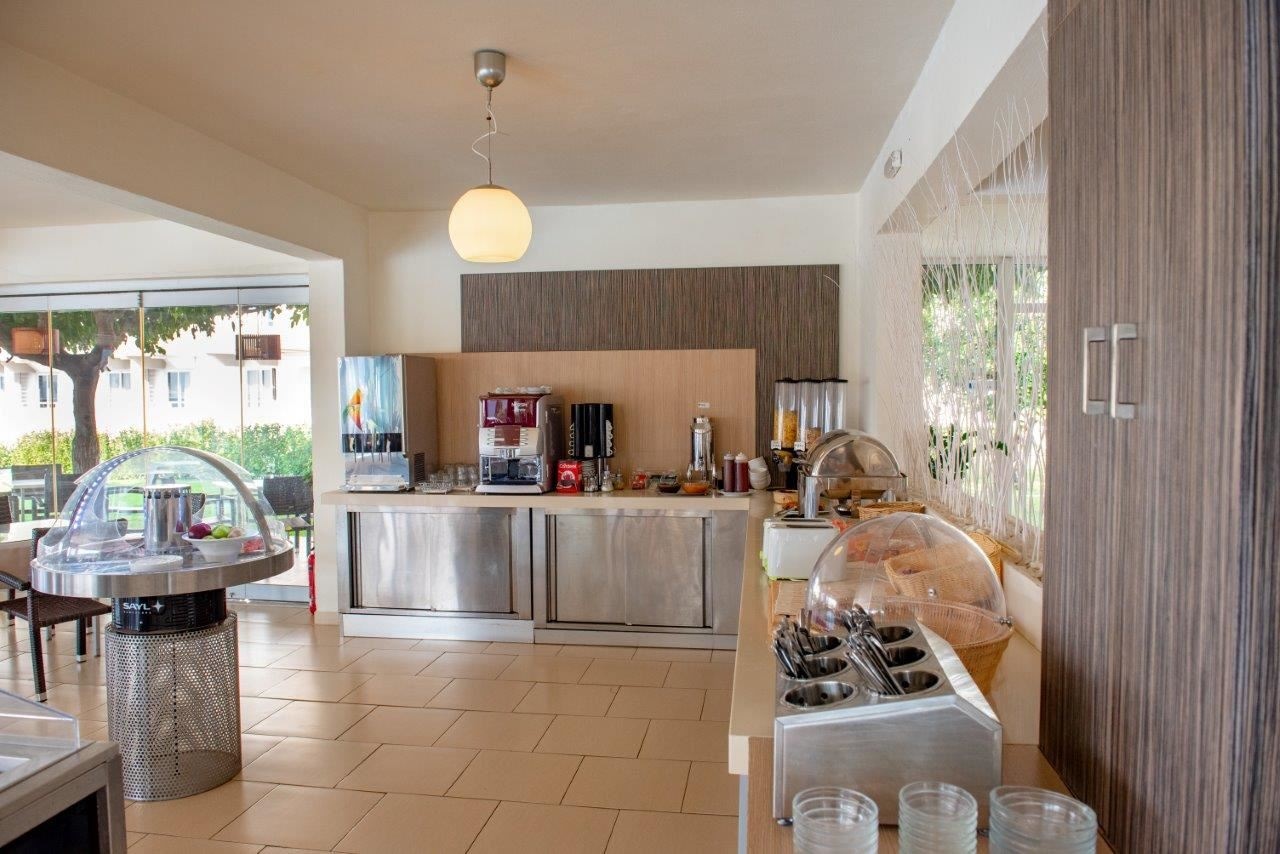 restaurants-restaurant