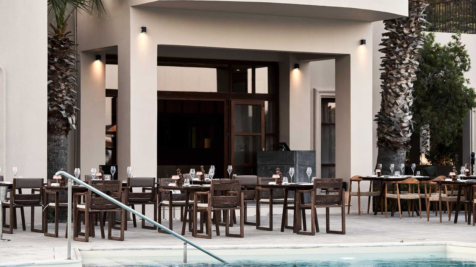 restaurants-tesoro-mio-bar-restaurant