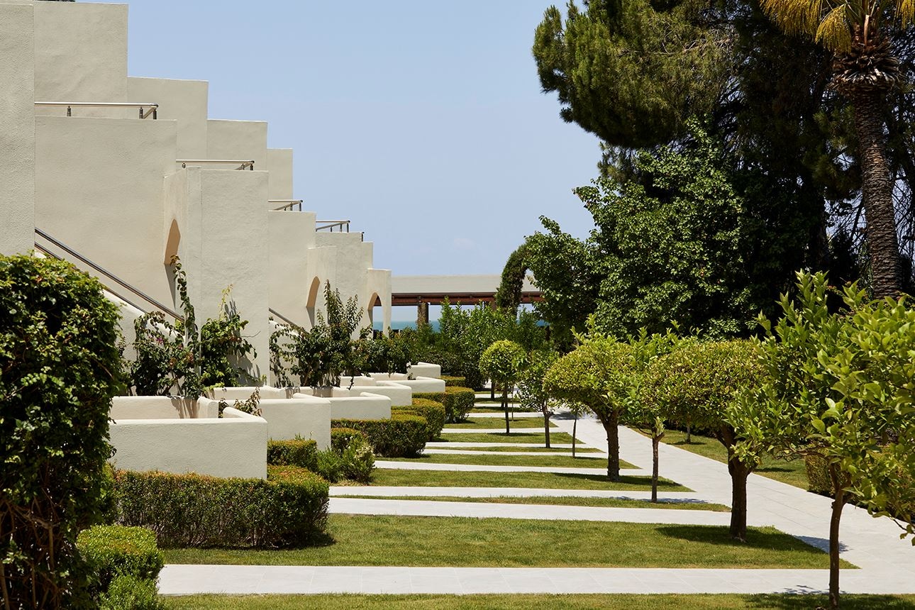 rooms-bungalow-forest-view-balcony-or-terrace
