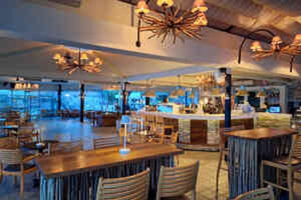 bars-ammos-beach-bar