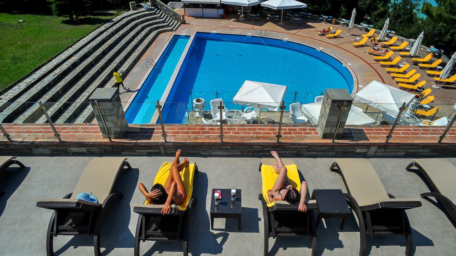 restaurants-main-bar-kassandra