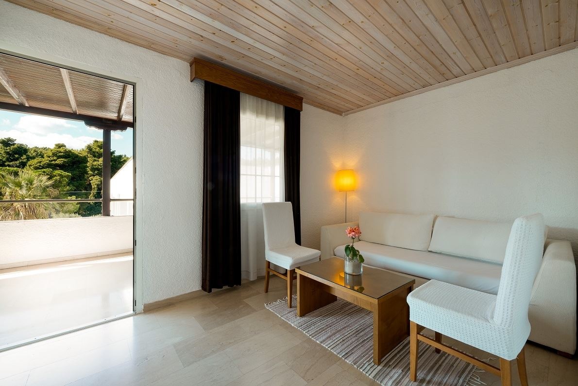 rooms-junior-suite-sea-view