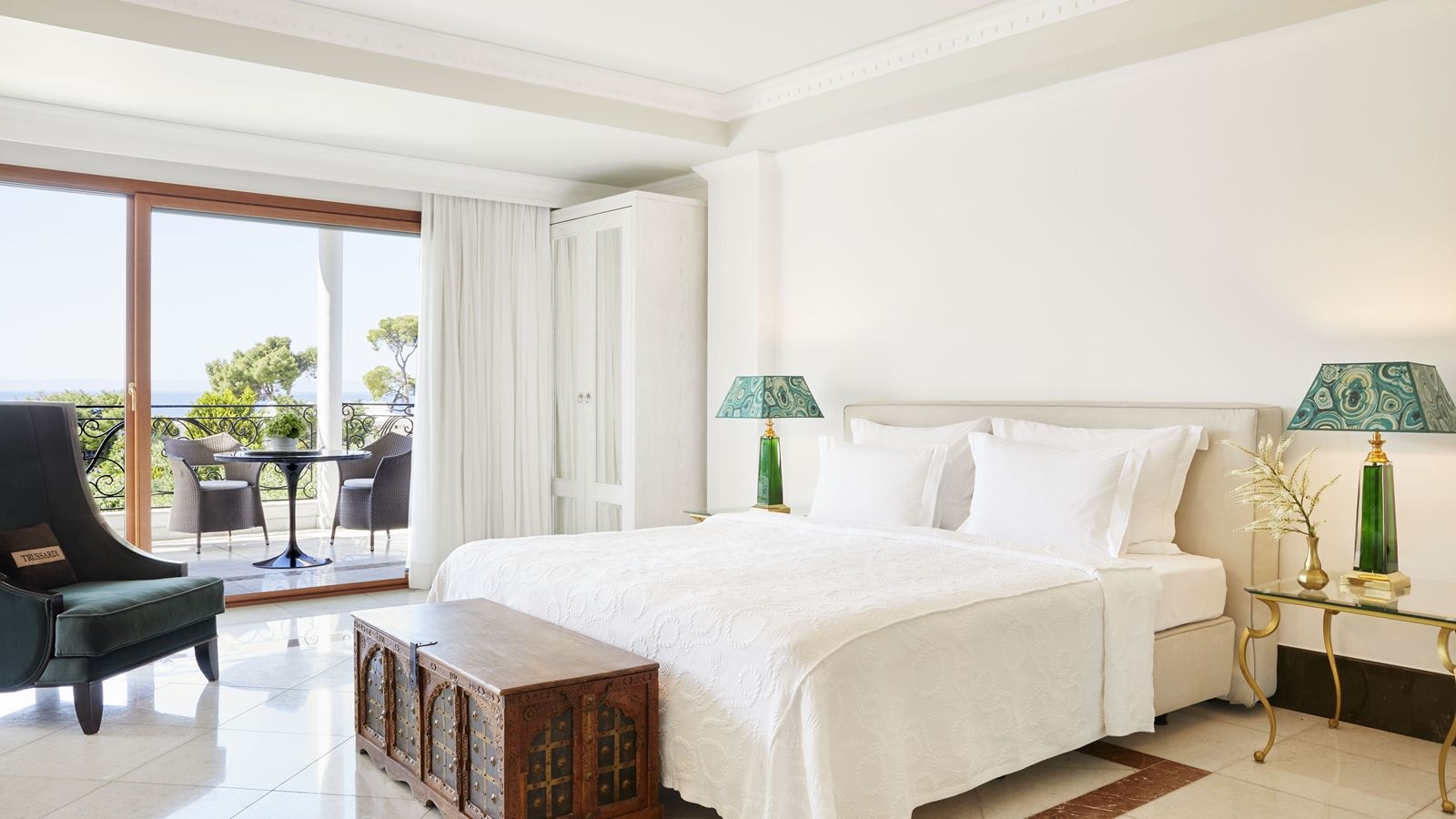 rooms-executive-2-bedroom-suite-sea-view