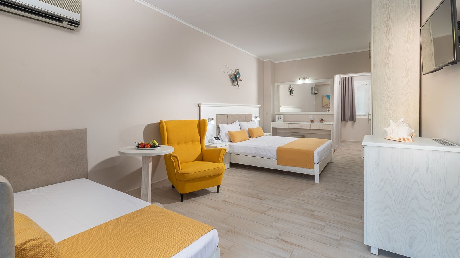 rooms-family-superior