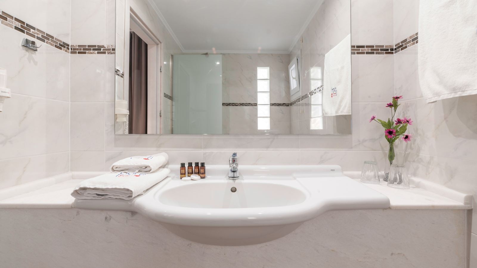 rooms-family-superior