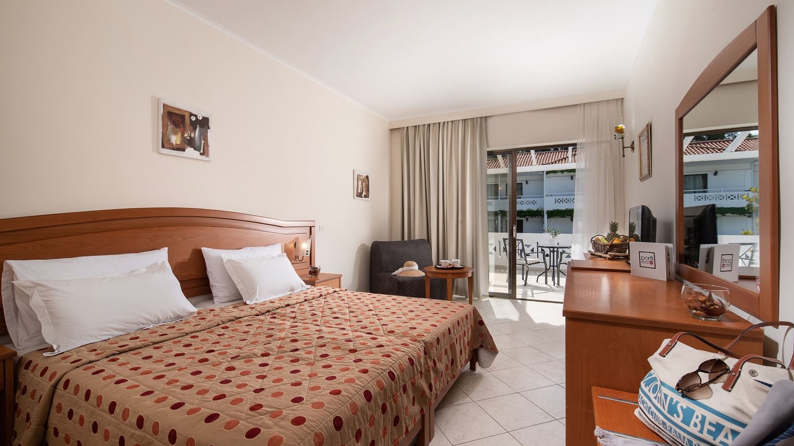 rooms-superior-double-room