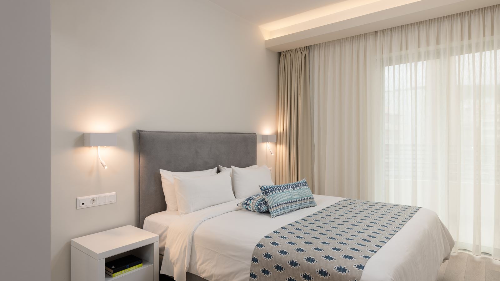 rooms-studio-superior