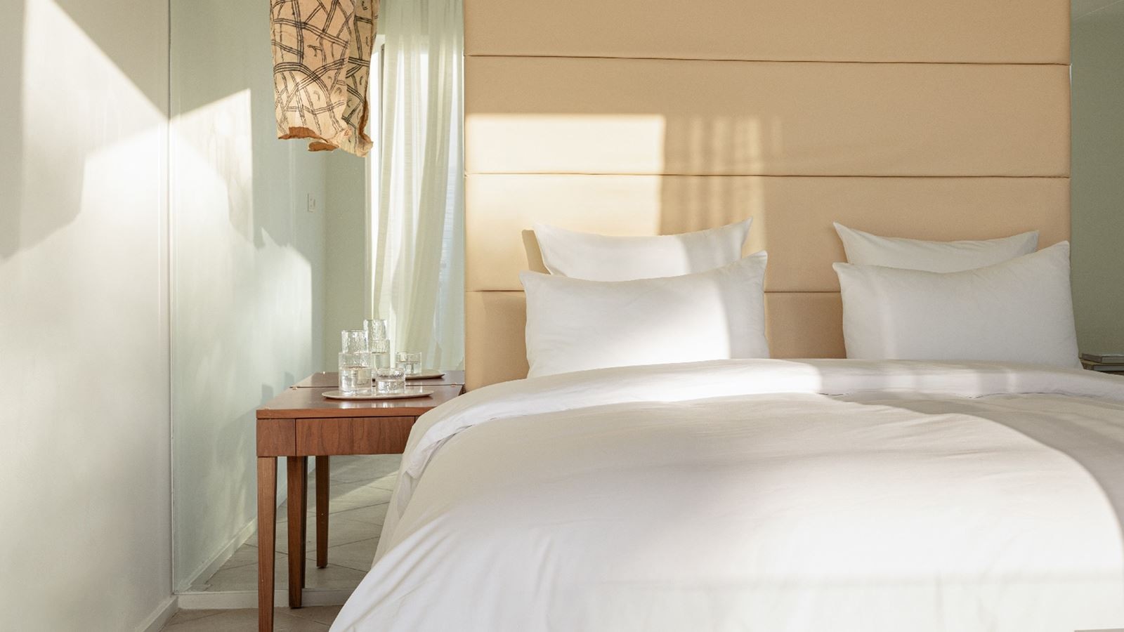 rooms-luxury-room-with-garden-view