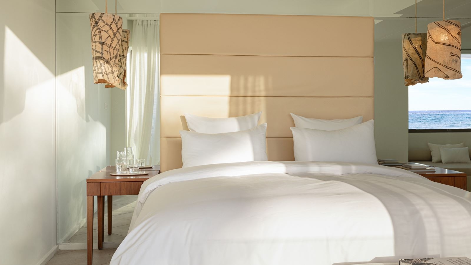 rooms-room-luxury-sea-view