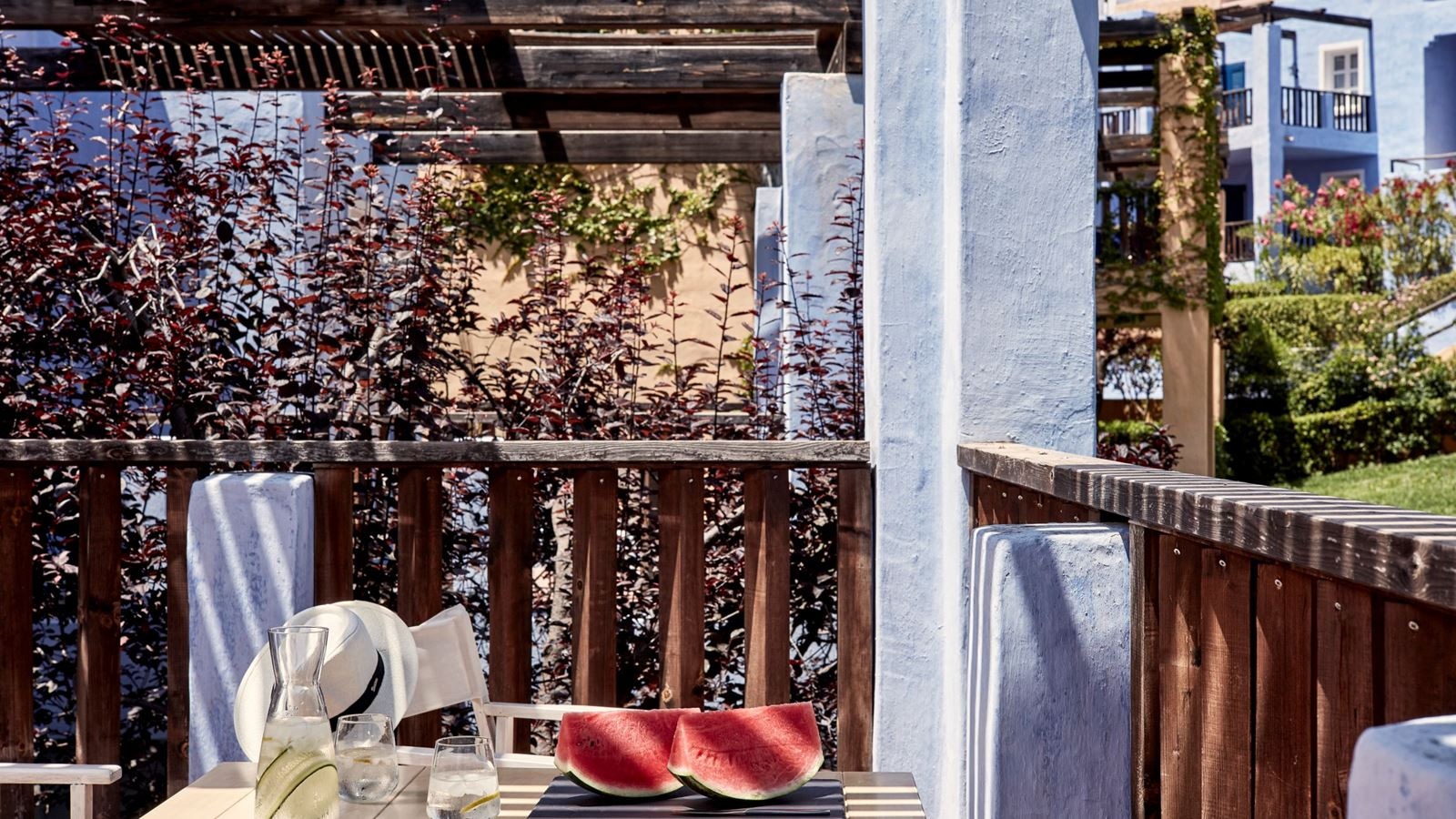 rooms-superior-family-apartment-1-bedroom-village-view