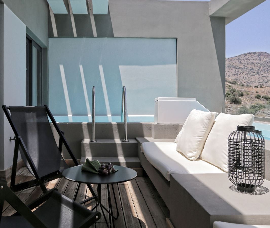 rooms-premium-suite-private-pool-sea-view