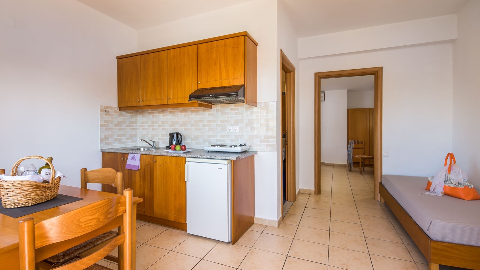 rooms-apartment-one-bedroom-with-garden-or-land-view