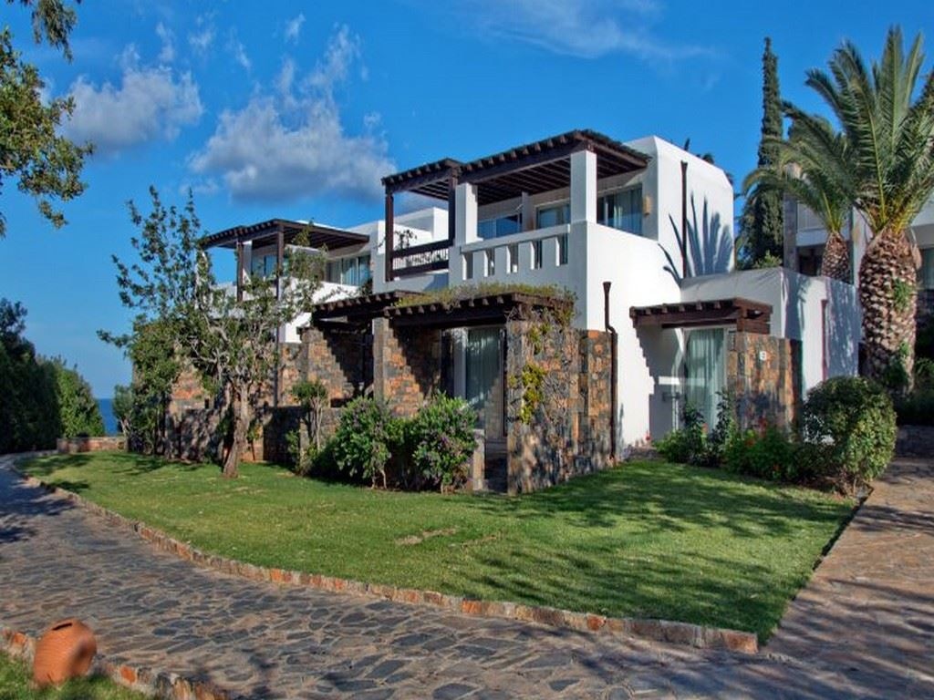 rooms-classic-bungalow-gardenview-single