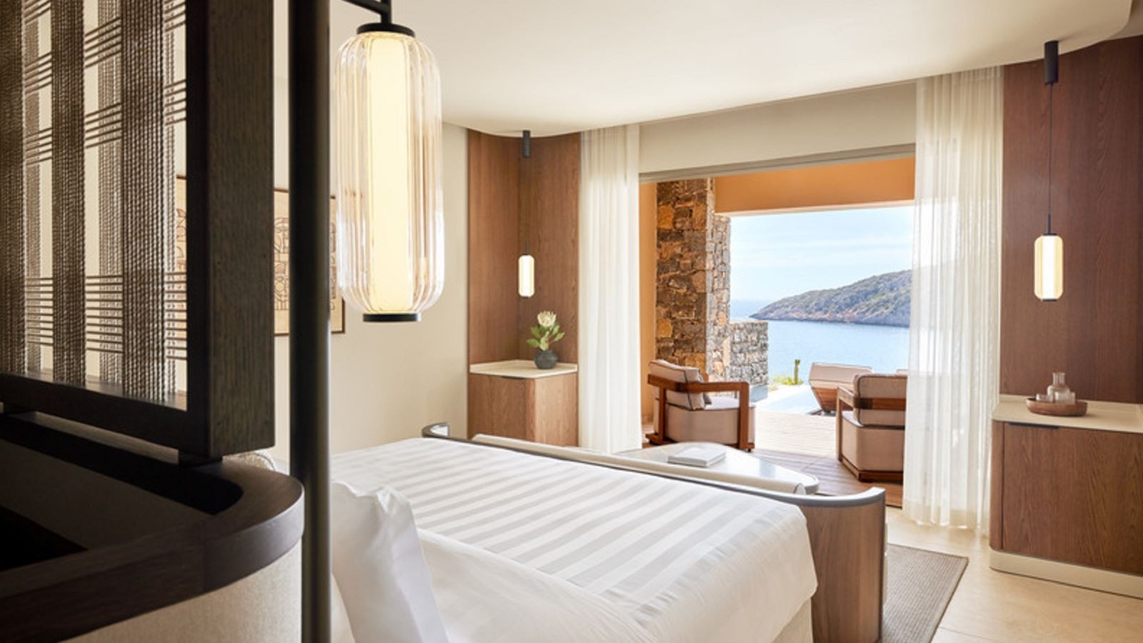 rooms-the-collection-one-bedroom-suite-sea-view-with-private-pool