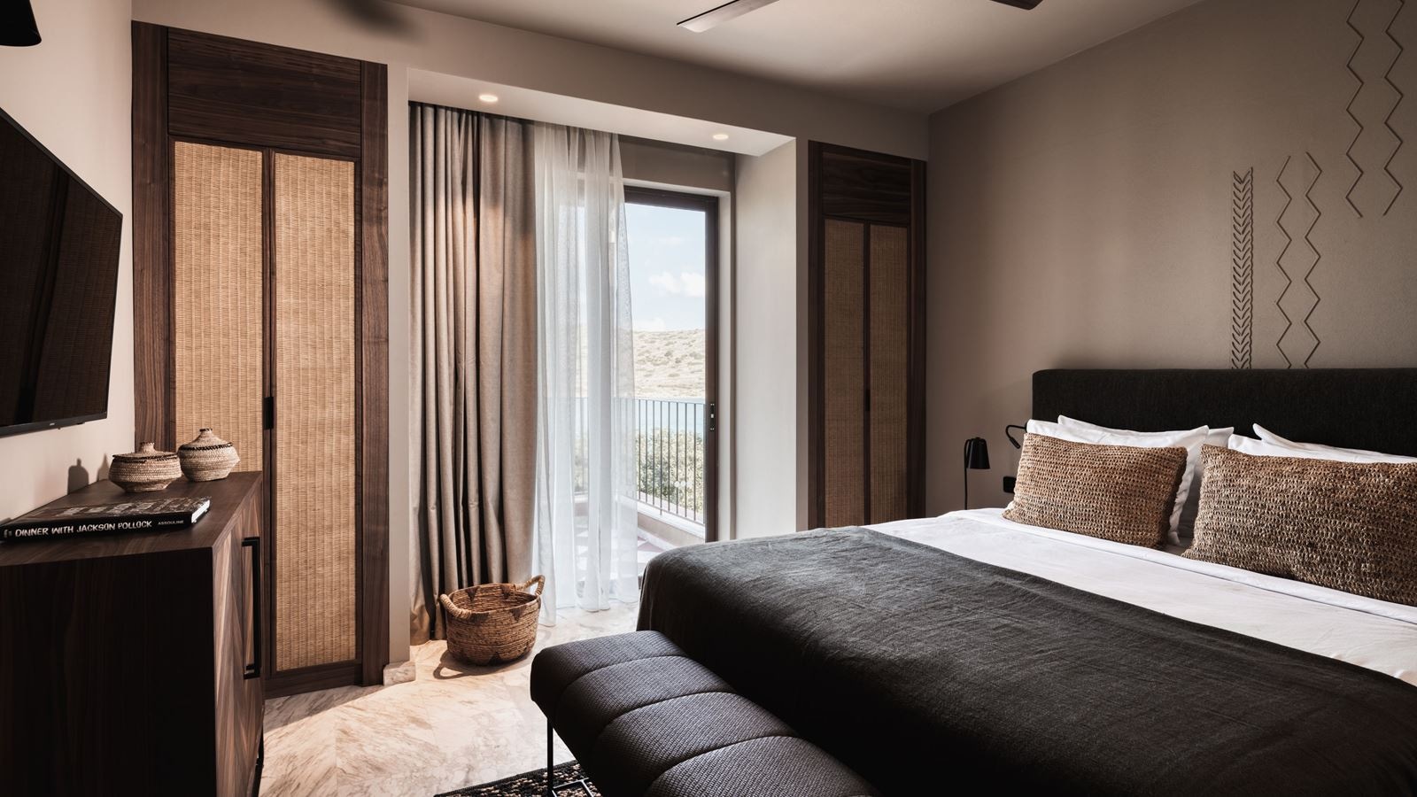 rooms-premium-1-bdr-suite-gv-with-out-jacuzzi