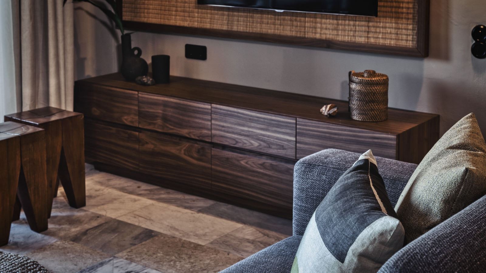 rooms-premium-1-bdr-suite-sv-with-out-jacuzzi